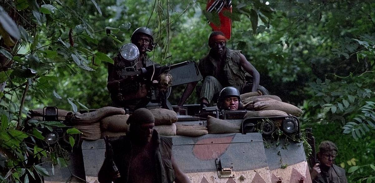 苹果版消消乐辅助
:世界上最经典的越战电影之一《野战排》枪械武器科普盘点-第14张图片-太平洋在线下载